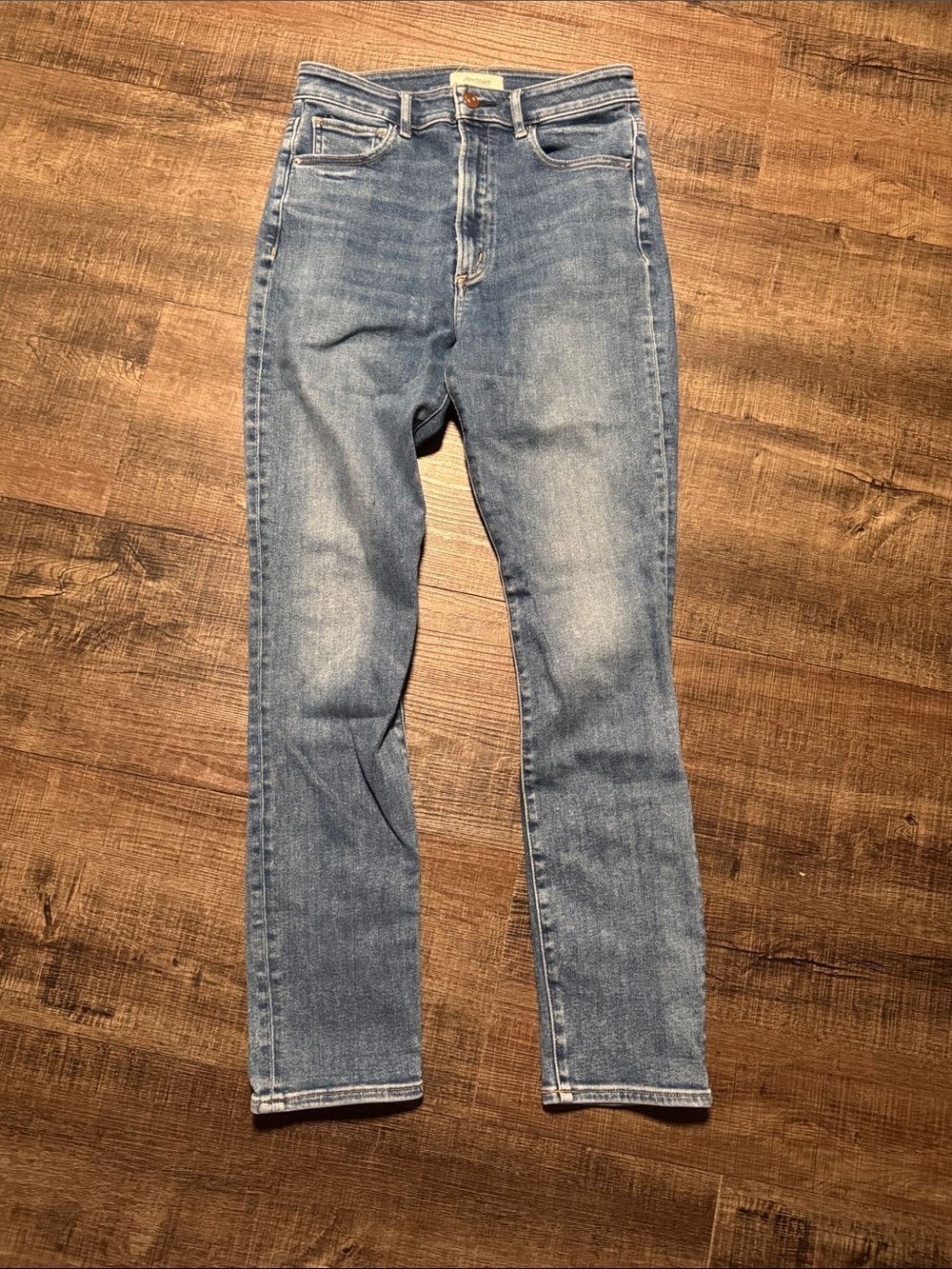 Women's Skinny Jeans in Light Blue Wash